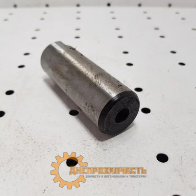 Вісь сателіта заднього мосту ЮМЗ Вісь сателіта заднього мосту ЮМЗ